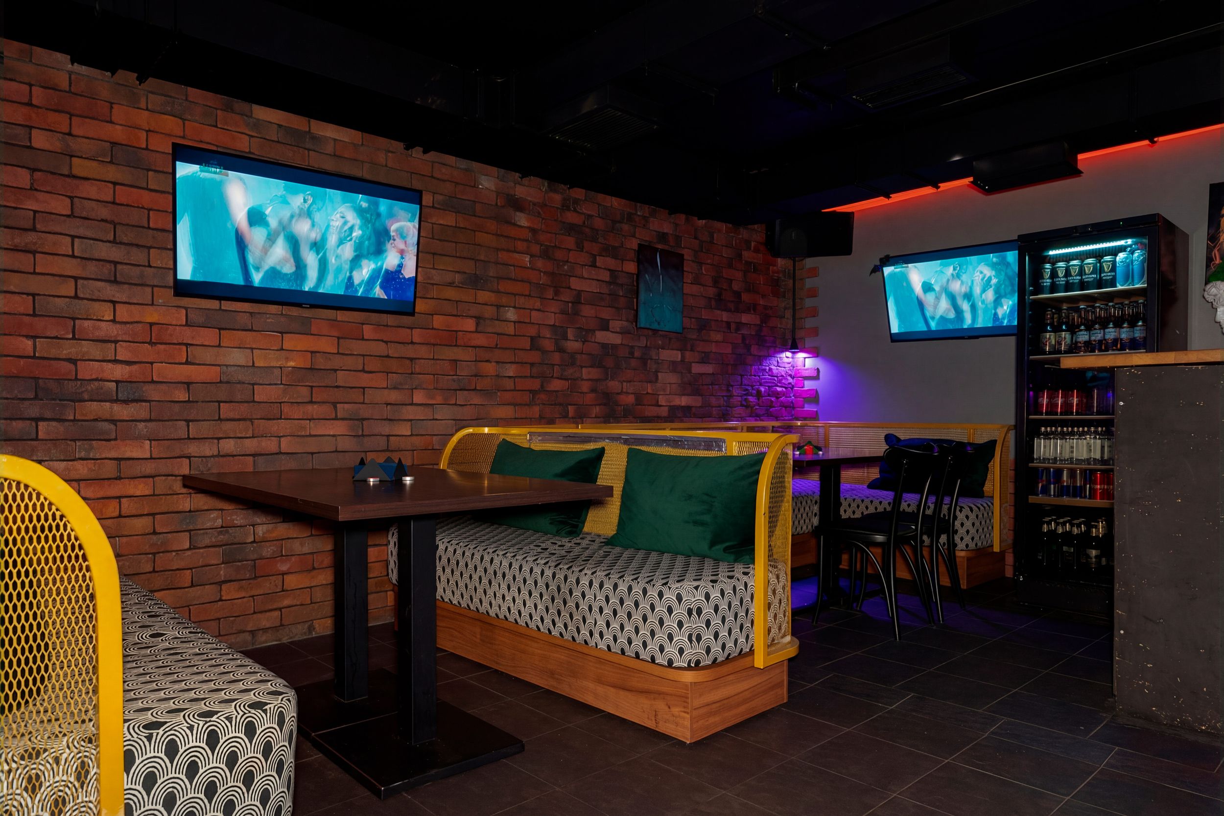 Интерьер На глубине